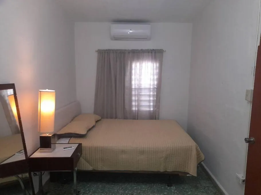 Spacious Central And Convinient Full Ac Feliciano Nyaraló